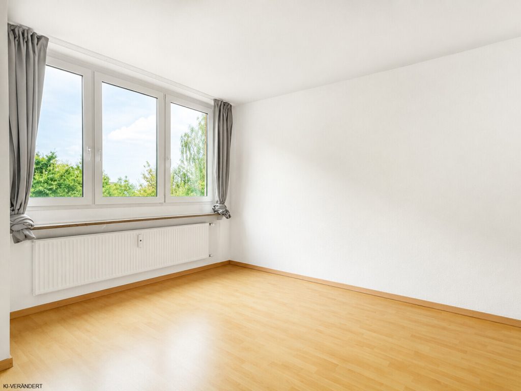Immobilienangebot - Aachen - Alle - Gut geschnittene 2-Zimmerwohnung mit Schwimmbad und Weitblick über Aachen!