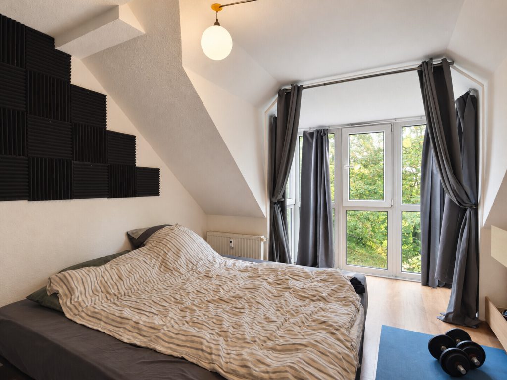 Immobilienangebot - Aachen - Alle - Attraktive, vermietete 2-Zimmer-Maisonettewohnung mit Tiefgaragenstellplatz in Aachen Mitte!