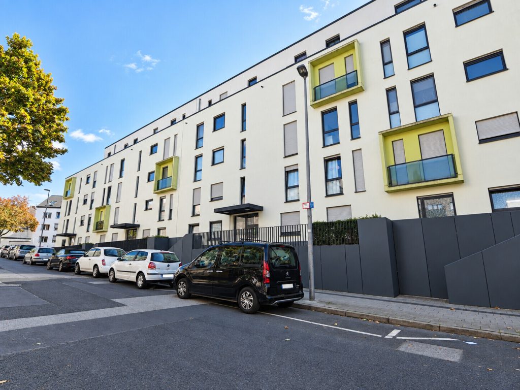Immobilienangebot - Aachen - Alle - Moderne 3-Zimmer-Wohnung mit Balkon, Aufzug und Tiefgaragenstellplatz in Aachen!