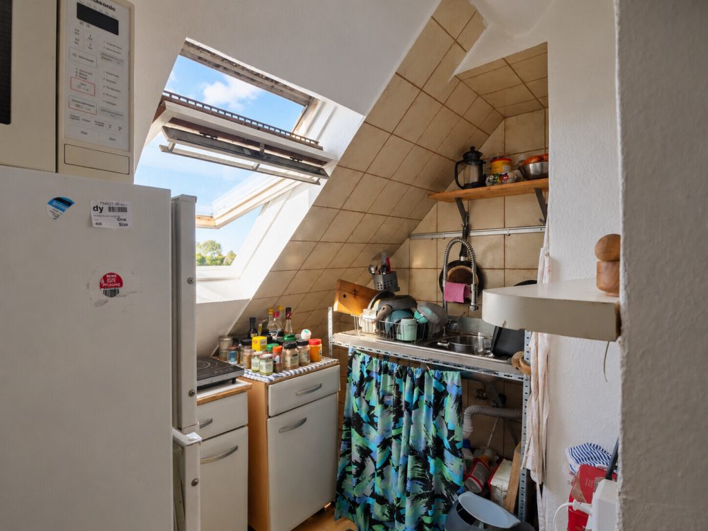 Immobilienangebot - Aachen - Alle - Gut geschnittene 3 Zimmer-Wohnung - WG geeignet!