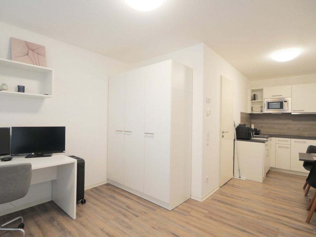 Immobilienangebot - Aachen - Alle - Geschmackvolle möblierte 1-Zimmer-Wohnung mit Terrasse zentrumsnah in Aachen!