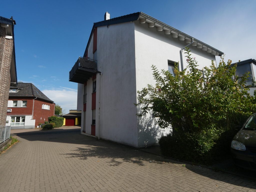 Immobilienangebot - Würselen - Alle - Moderne 3-Zimmer-Wohnung mit Terrasse in Ruhiger Lage - WBS benötigt!