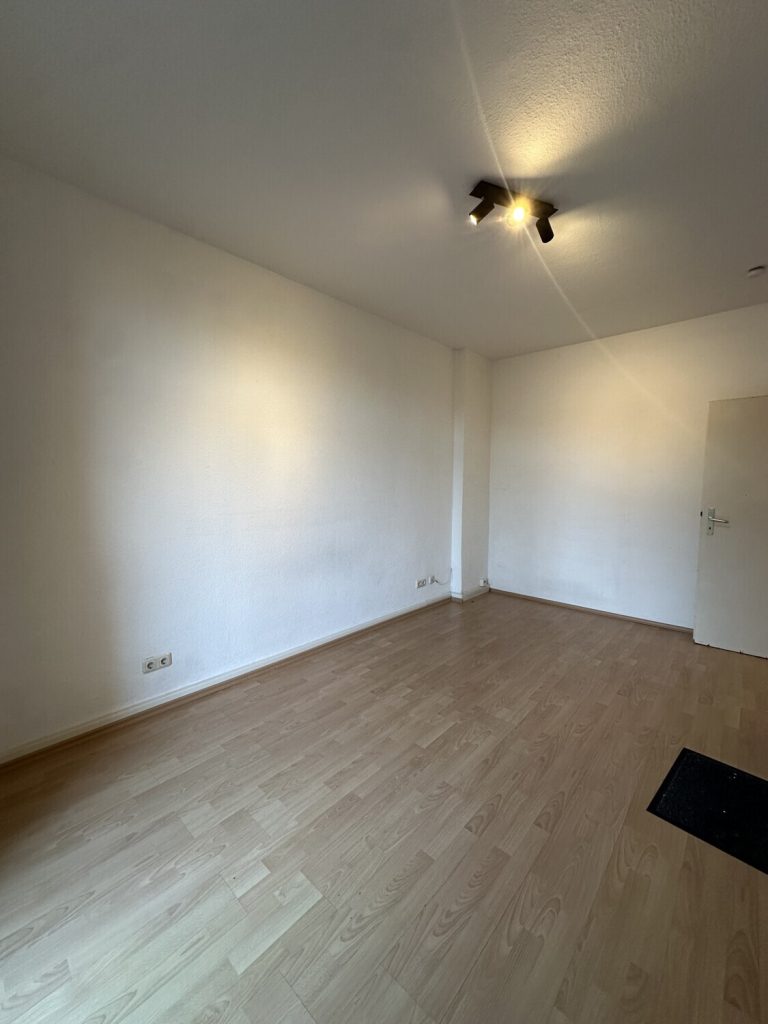 Immobilienangebot - Aachen - Alle - Attraktive 2-Zimmer-Wohnung mit Altbaucharme mitten in Aachen!