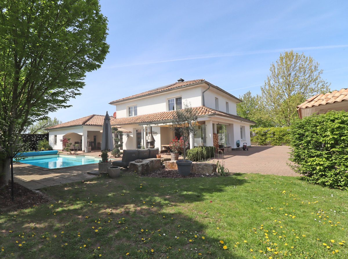 Immobilienangebot - Neustadt am Rübenberge - Alle - Exklusive Gewerbevilla für höchste Ansprüche in Neustadt am Rübenberge