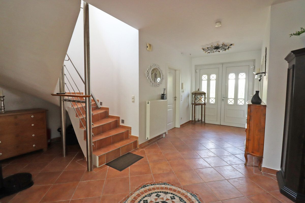 Immobilienangebot - Neustadt am Rübenberge - Alle - Exklusive Gewerbevilla für höchste Ansprüche in Neustadt am Rübenberge