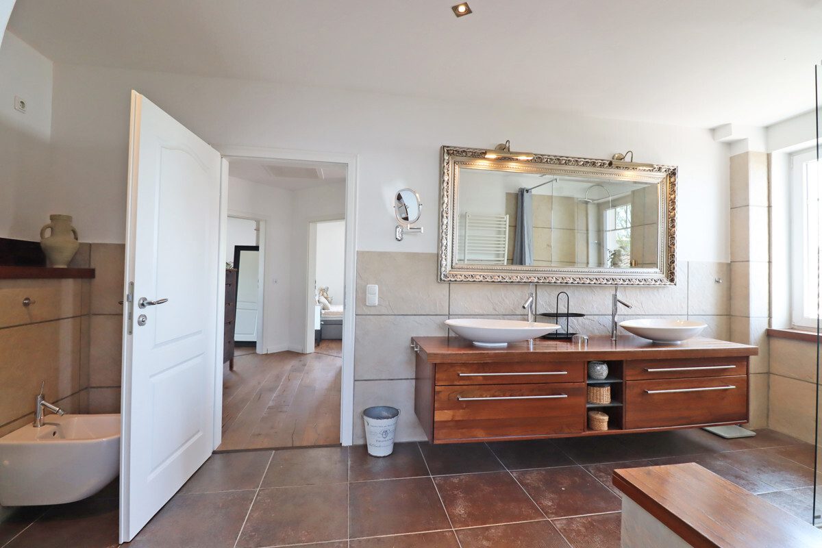 Immobilienangebot - Neustadt am Rübenberge - Alle - Exklusive Gewerbevilla für höchste Ansprüche in Neustadt am Rübenberge