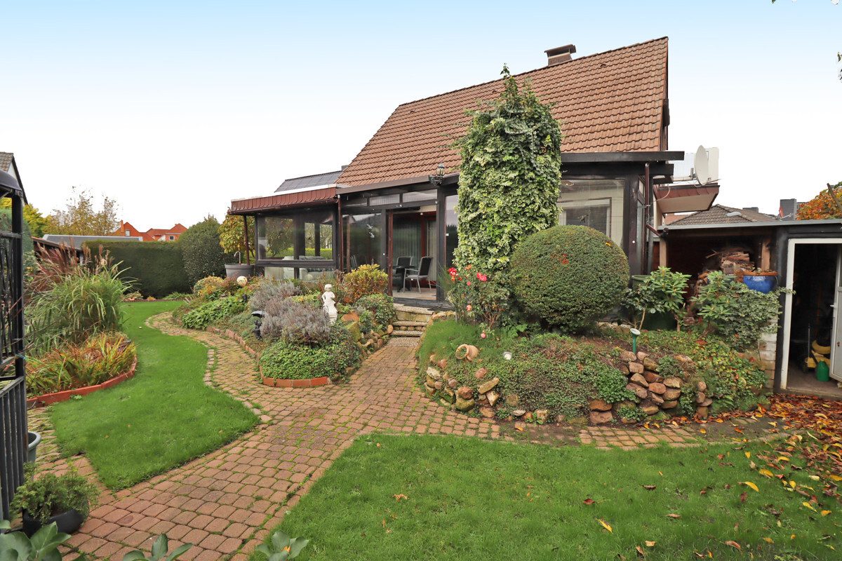 Immobilienangebot - Barsinghausen / Egestorf am Deister - Alle - Einfamilienhaus Egestorf Barsinghausen: Großzügiges Einfamilienhaus mit idyllischem Garten – Ihr neues Zuhause zum Wohlfühlen!