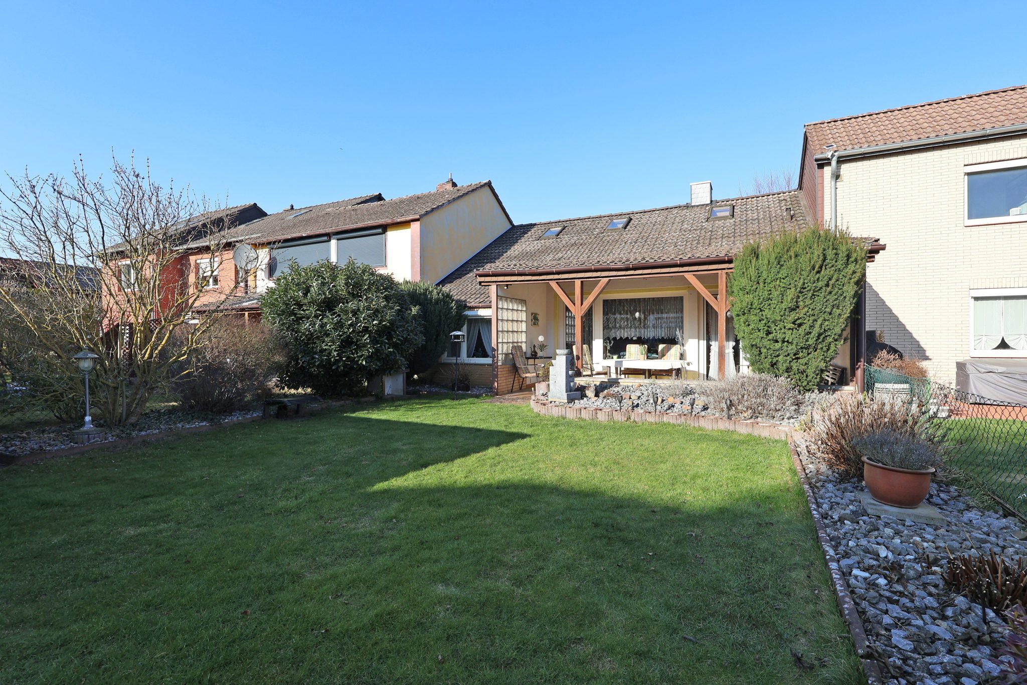 Immobilienangebot - Wunstorf - Alle - Gemütliches Reihenmittelhaus in beliebter Wohnlage am Luther Ententeich