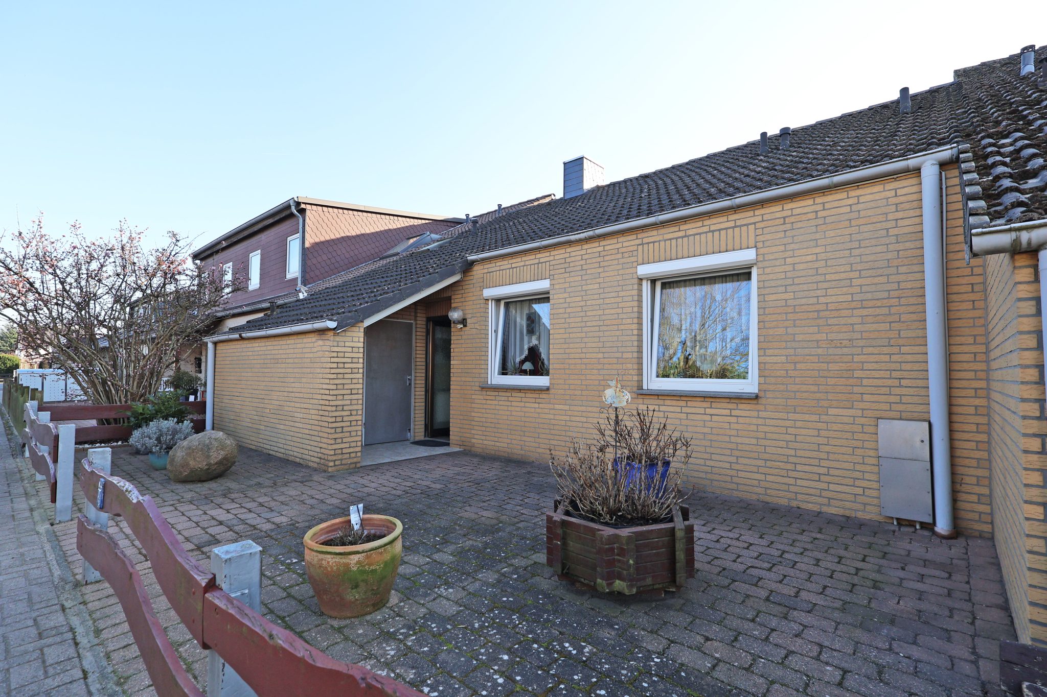 Immobilienangebot - Wunstorf - Alle - Gemütliches Reihenmittelhaus in beliebter Wohnlage am Luther Ententeich