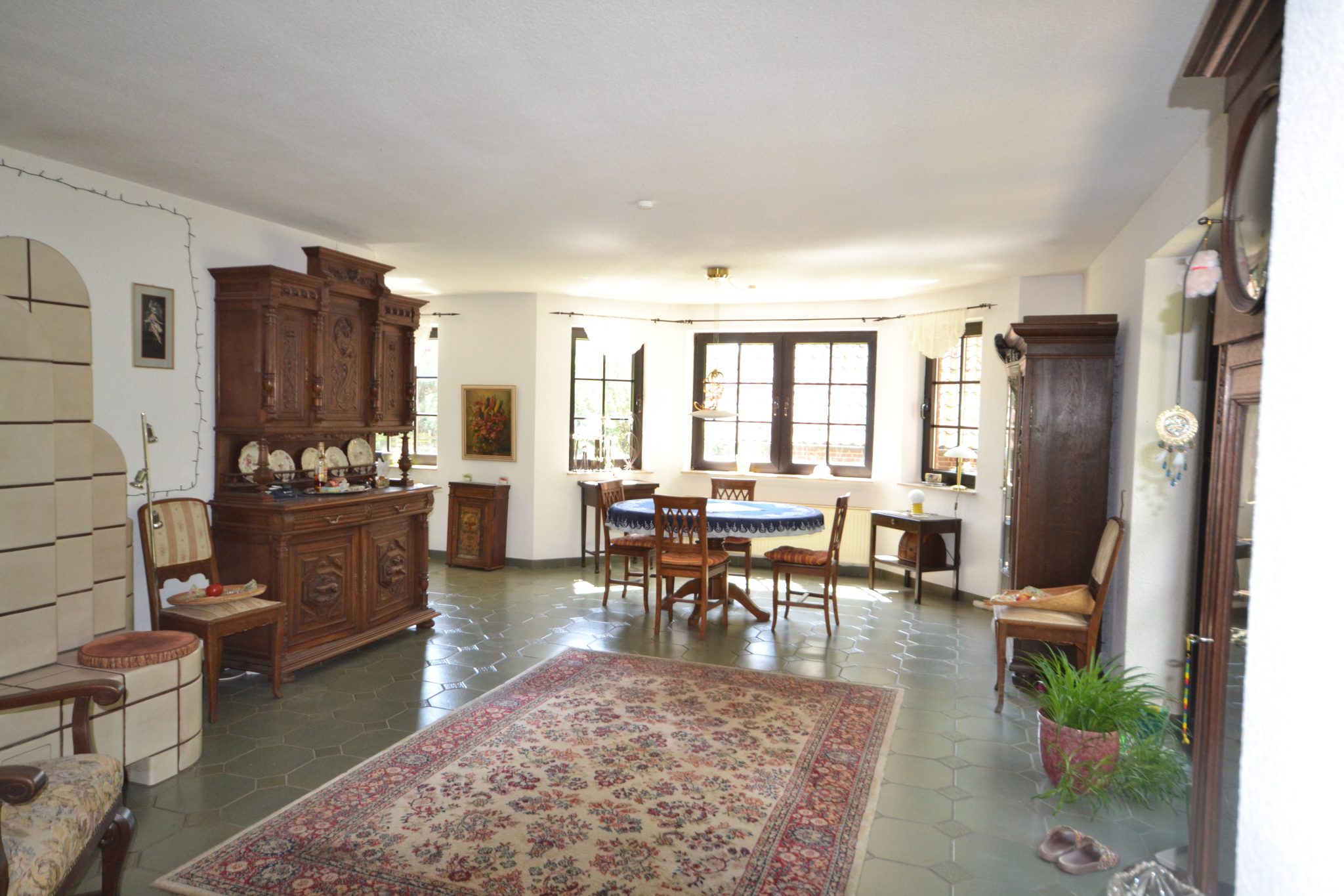 Immobilienangebot - Lehrte - Alle - Charmantes Einfamilienhaus mit Doppelgarage