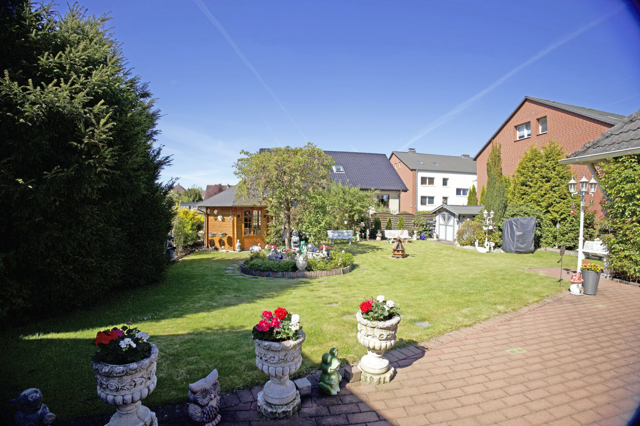 Immobilienangebot - Peine - Alle - Großzügiges Wohnen für gehobene Ansprüche in Peine-Vöhrum