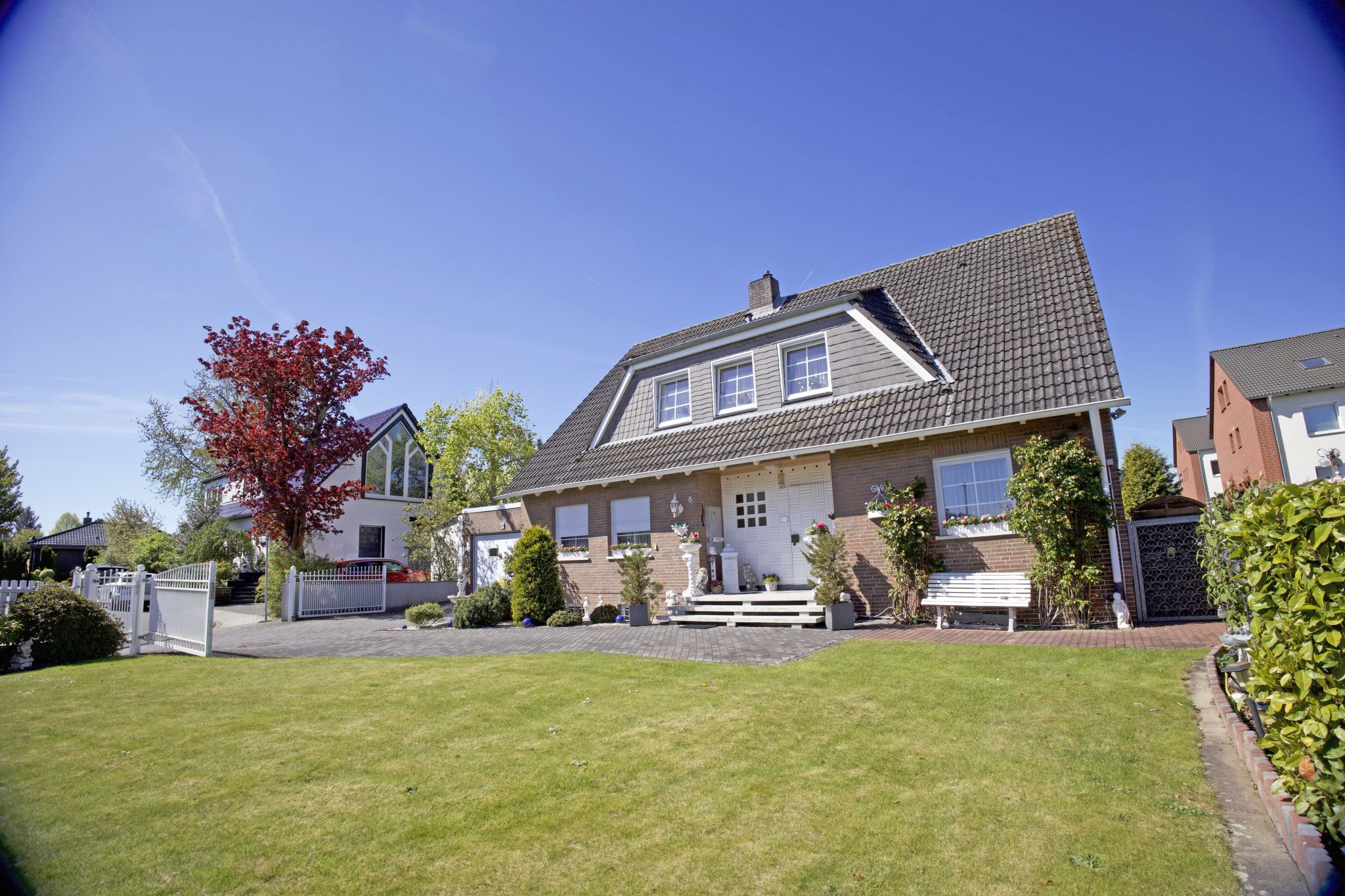 Immobilienangebot - Peine - Alle - Großzügiges Wohnen für gehobene Ansprüche in Peine-Vöhrum