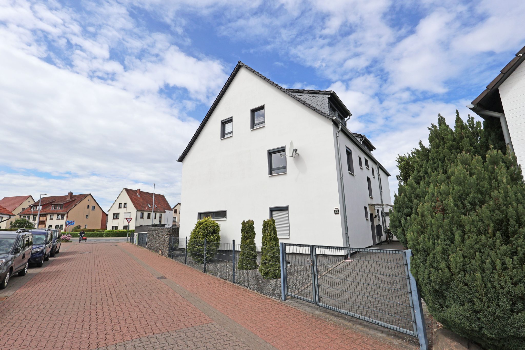 Immobilienangebot - Lehrte - Alle - Hochwertig saniertes Mehrfamilienhaus mit 6 Wohneinheiten und guten Mieteinnahmen