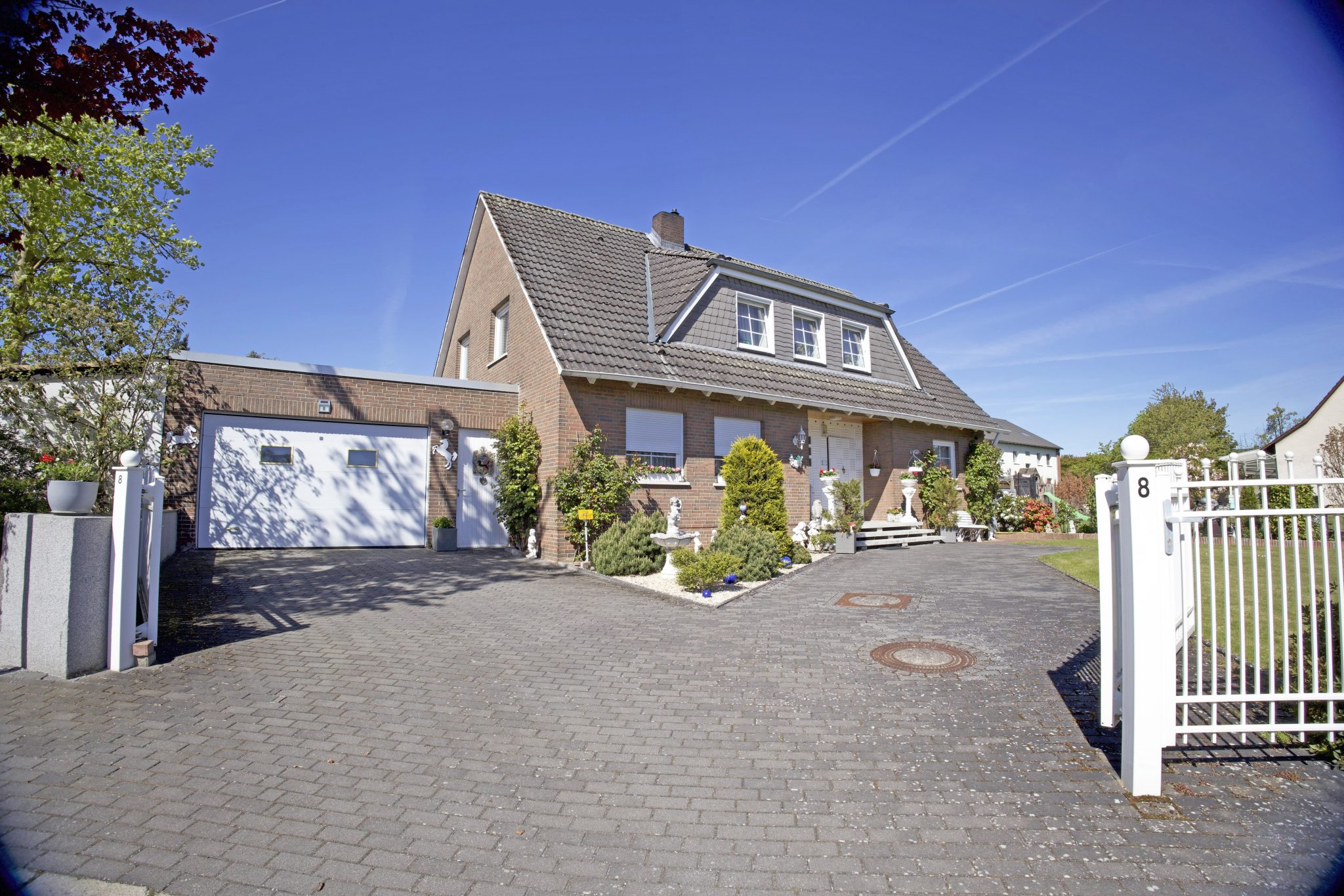 Immobilienangebot - Peine - Alle - Großzügiges Wohnen für gehobene Ansprüche in Peine-Vöhrum