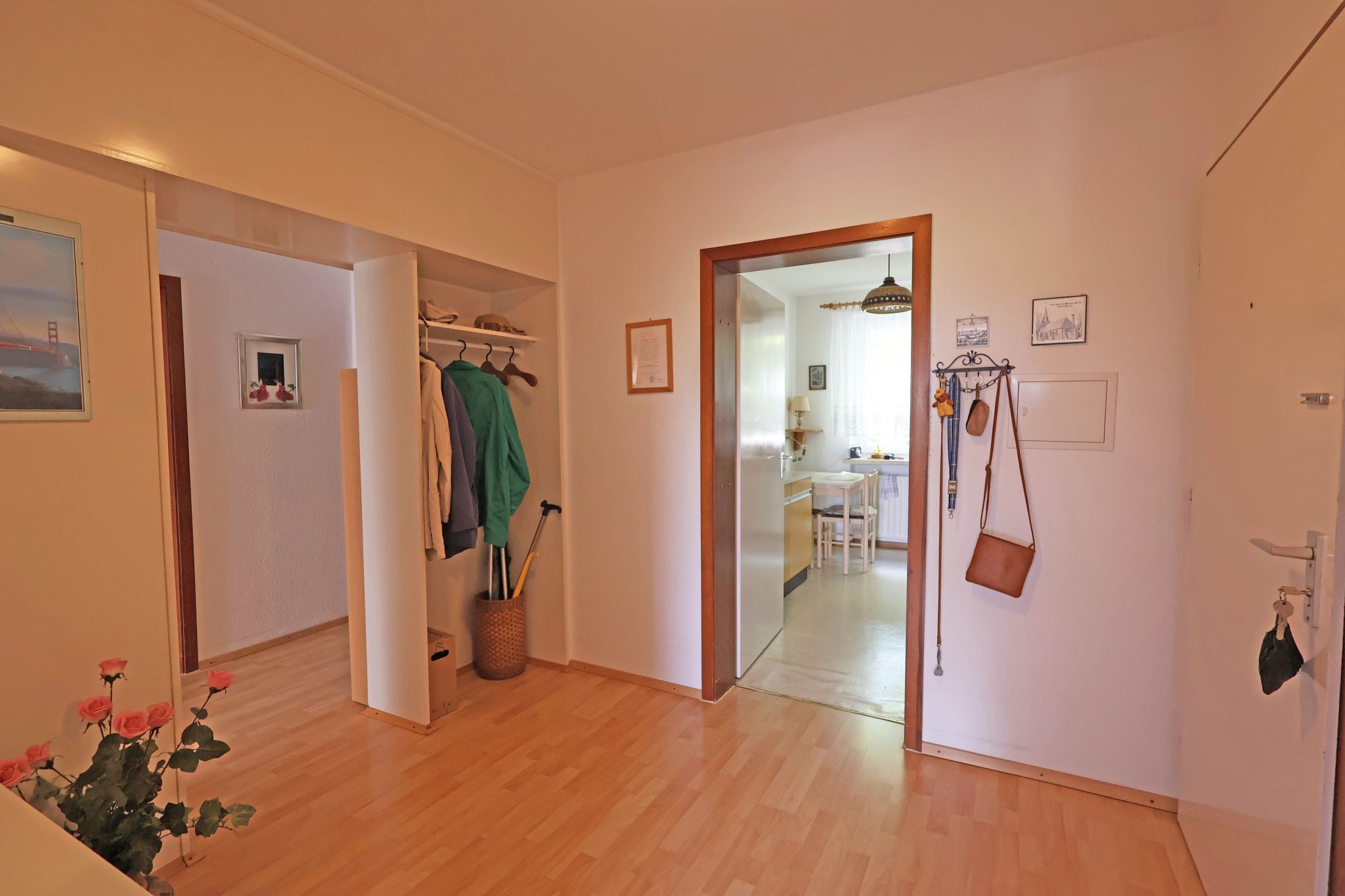 Immobilienangebot - Hannover - Alle - Nach WEG geteiltes Mehrfamilienhaus mit 7 Wohneinheiten in guter Lage von Hannover Ahlem