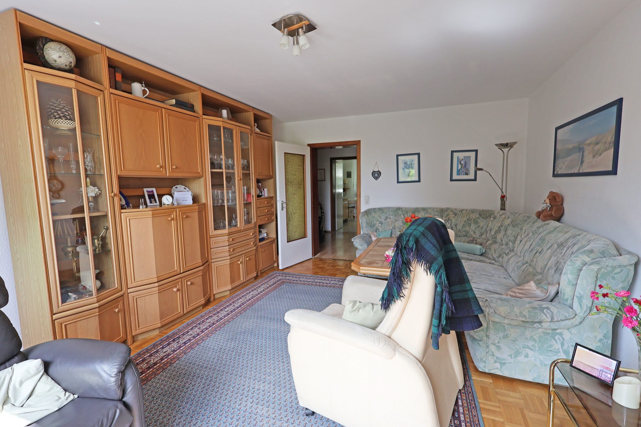 Immobilienangebot - Hannover - Alle - Nach WEG geteiltes Mehrfamilienhaus mit 7 Wohneinheiten in guter Lage von Hannover Ahlem