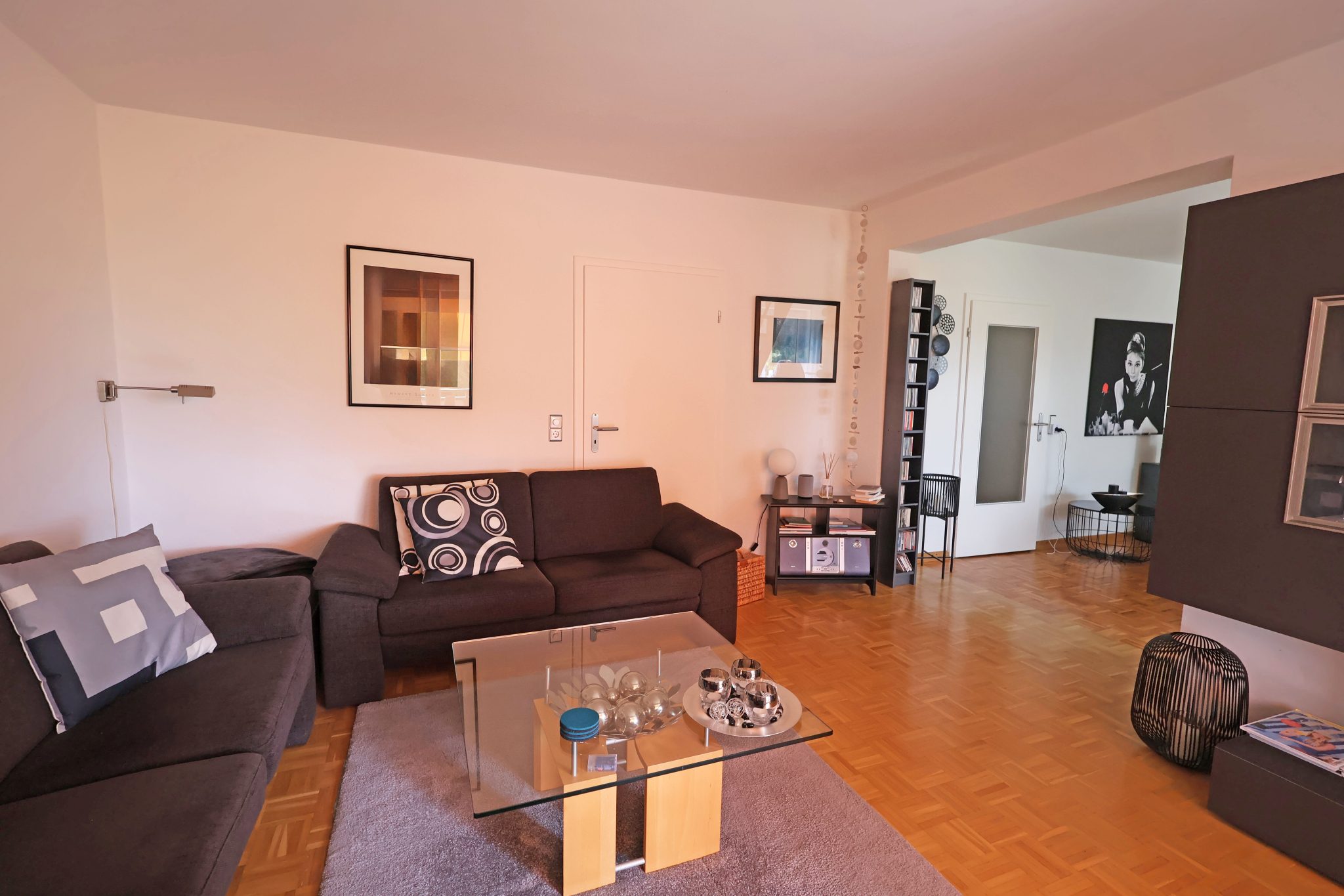 Immobilienangebot - Hannover - Alle - Nach WEG geteiltes Mehrfamilienhaus mit 7 Wohneinheiten in guter Lage von Hannover Ahlem