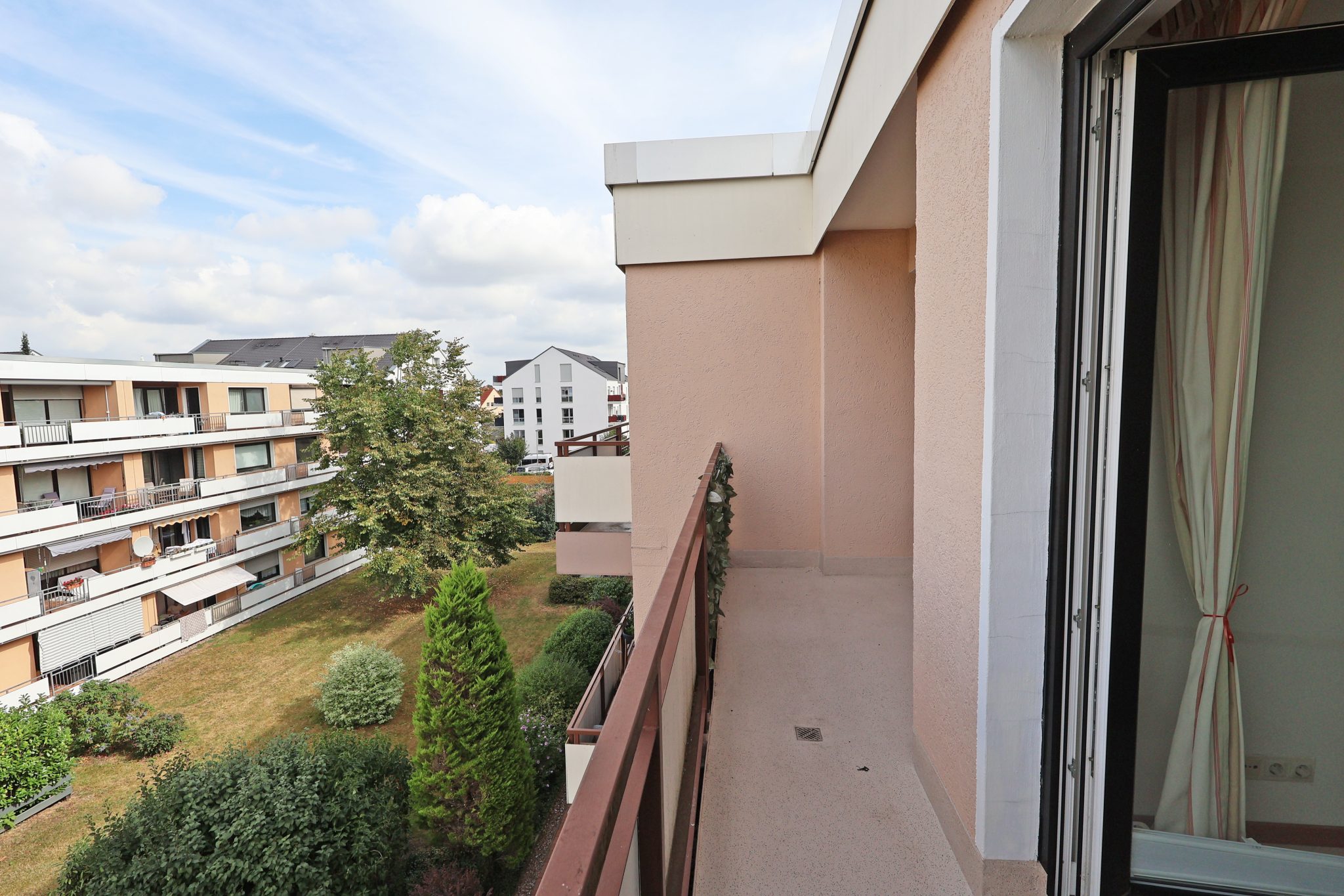 Immobilienangebot - Wunstorf - Alle - Ein Wohntraum mit zwei Balkonen und Tiefgaragenstellplatz in Wunstorf
