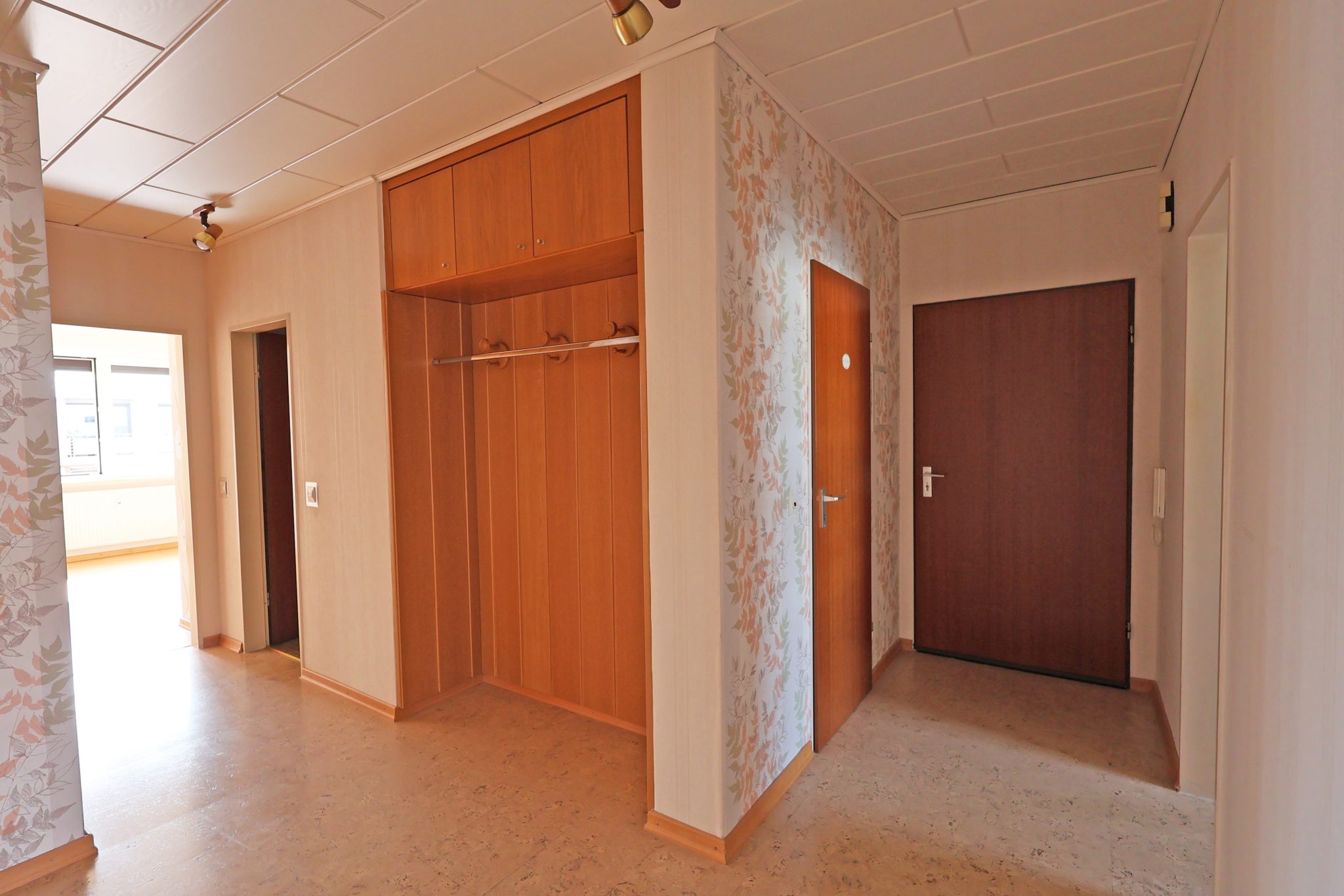 Immobilienangebot - Wunstorf - Alle - Ein Wohntraum mit zwei Balkonen und Tiefgaragenstellplatz in Wunstorf