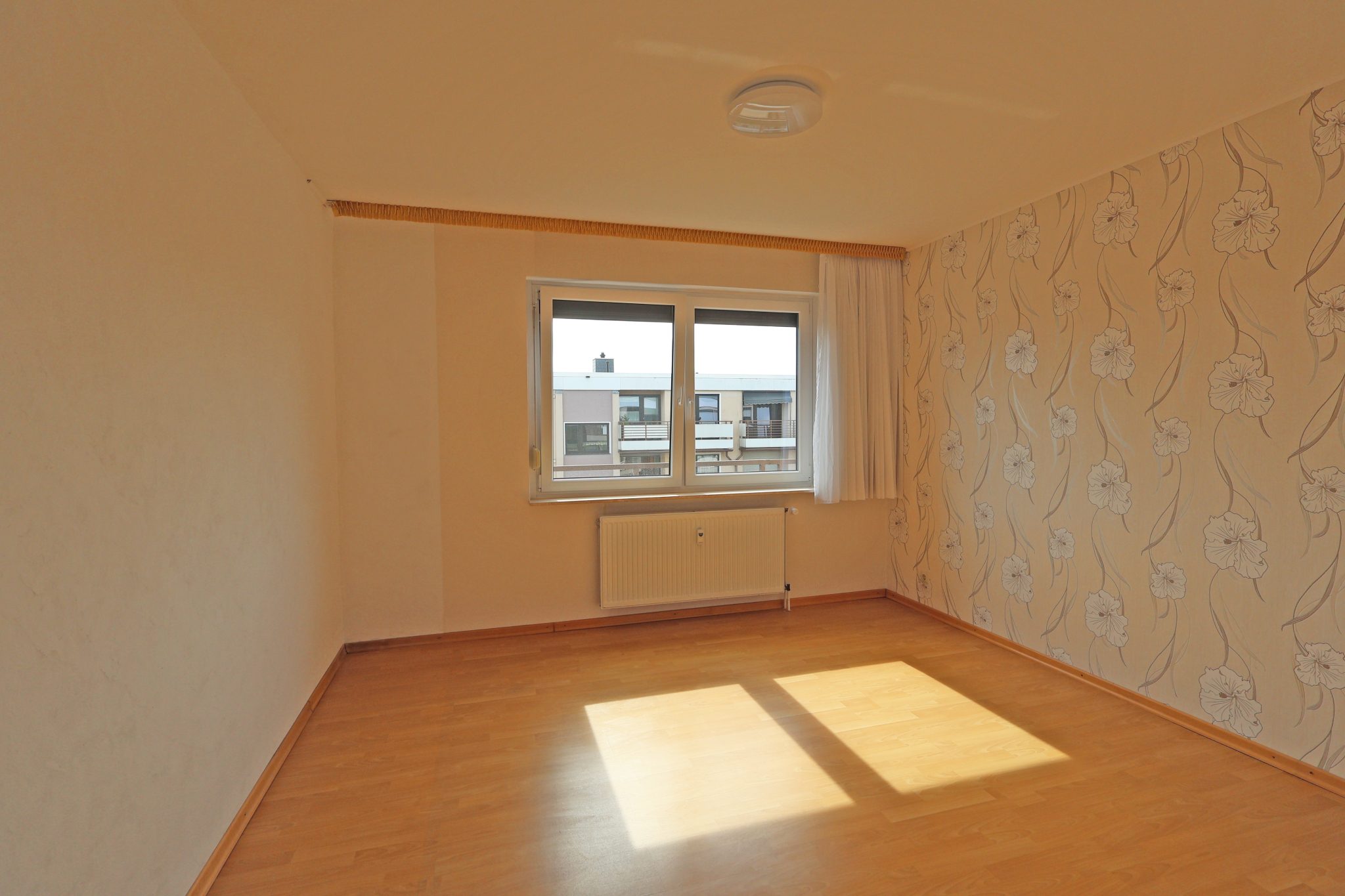 Immobilienangebot - Wunstorf - Alle - Ein Wohntraum mit zwei Balkonen und Tiefgaragenstellplatz in Wunstorf