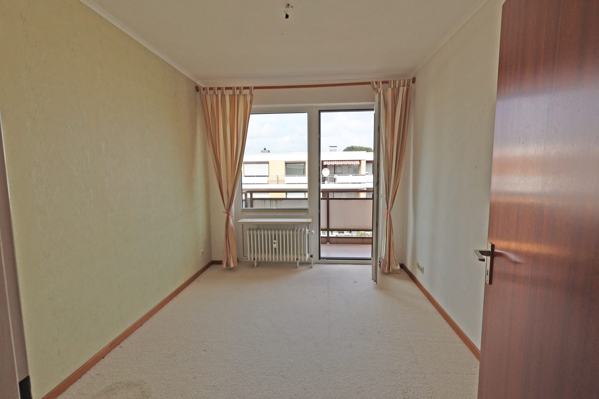 Immobilienangebot - Wunstorf - Alle - Ein Wohntraum mit zwei Balkonen und Tiefgaragenstellplatz in Wunstorf