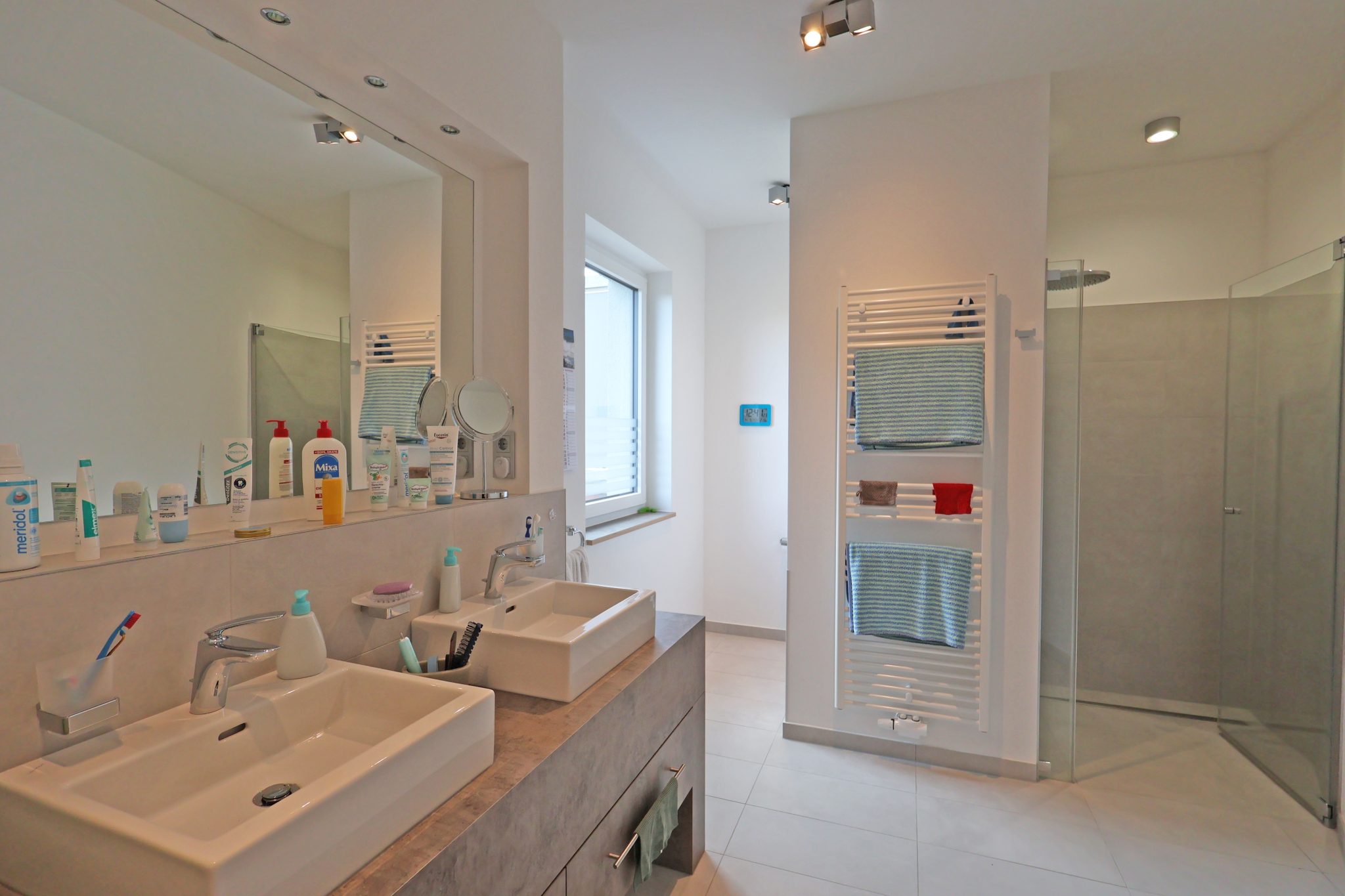 Immobilienangebot - Wunstorf - Alle - Wohnen wie kein Zweiter – außergewöhnliche Penthouse-Rarität am Bürgerpark