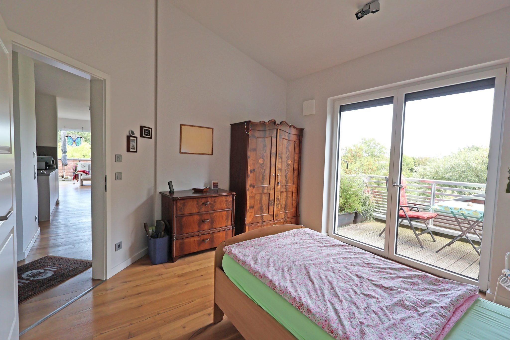 Immobilienangebot - Wunstorf - Alle - Wohnen wie kein Zweiter – außergewöhnliche Penthouse-Rarität am Bürgerpark