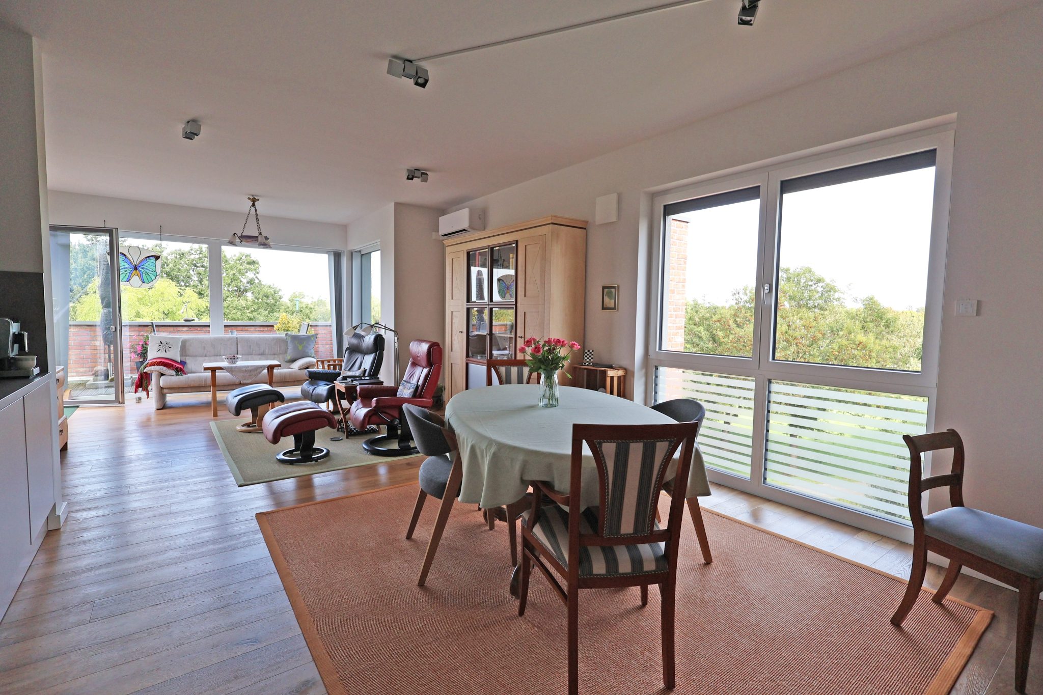 Immobilienangebot - Wunstorf - Alle - Wohnen wie kein Zweiter – außergewöhnliche Penthouse-Rarität am Bürgerpark