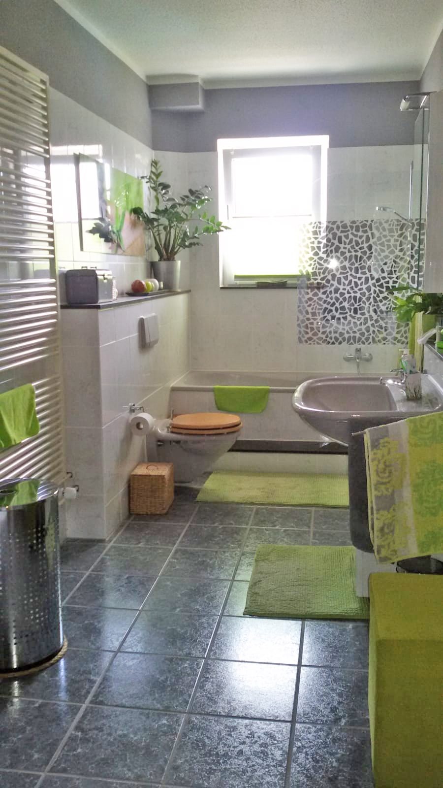 Immobilienangebot - Hagenburg - Alle - Viel Raum. Viel Grün. Viel Lebensqualität. Großzügige Eigentumswohnung mit eigenem Garten