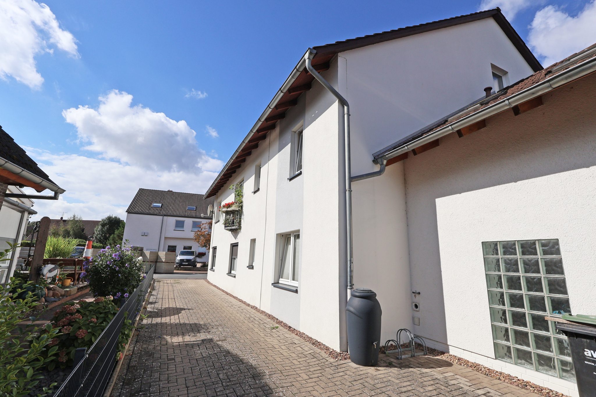 Immobilienangebot - Hagenburg - Alle - Viel Raum. Viel Grün. Viel Lebensqualität. Großzügige Eigentumswohnung mit eigenem Garten