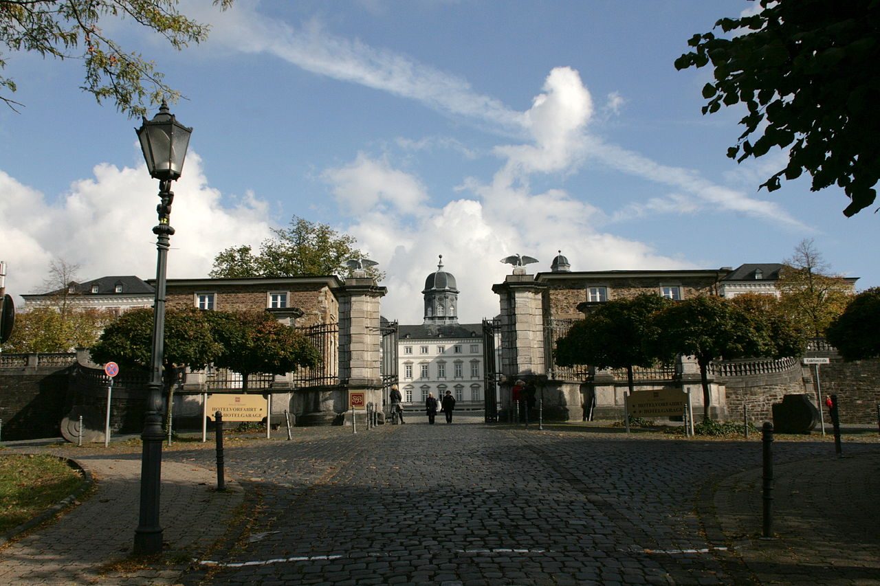 Bensberg - Wohnsache Immobilien - Ihr Immobilienmakler für Bergisch Gladbach Bensberg - Wohnsache Immobilien - Ihr Immobilienmakler für Bergisch Gladbach