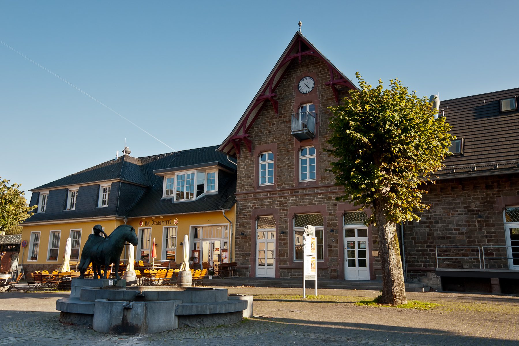 Bahnhofplatz in Overrath - Ihr Immobilienmakler für Overrath - Wohnsache Immobilien