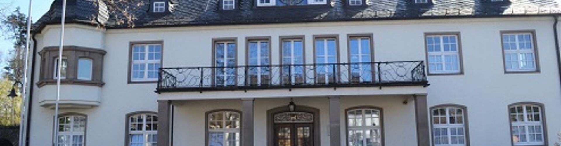 Rathhaus in Wiehl - Ihr Immobilienmakler für den Rhein-Sieg-Kreis - Wohnsache Immobilien Rathhaus in Wiehl - Ihr Immobilienmakler für den Rhein-Sieg-Kreis - Wohnsache Immobilien