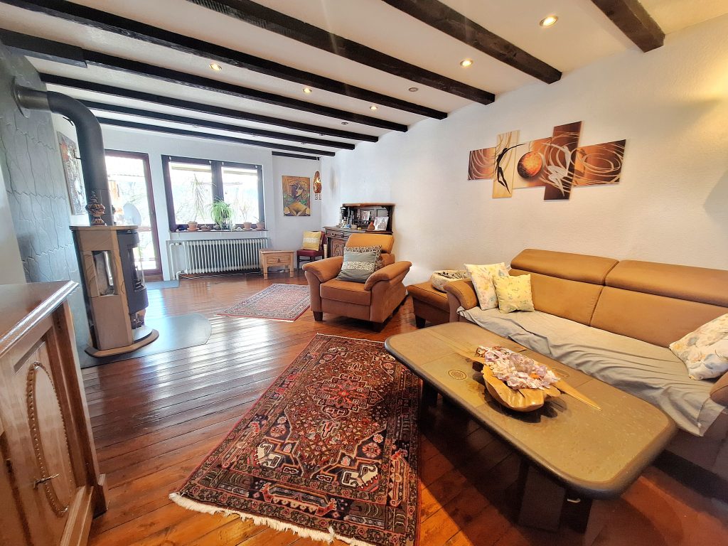 Immobilienangebot - Much - Haus - Naturnah wohnen - Landhauscharme mit flexibler Heizlösung