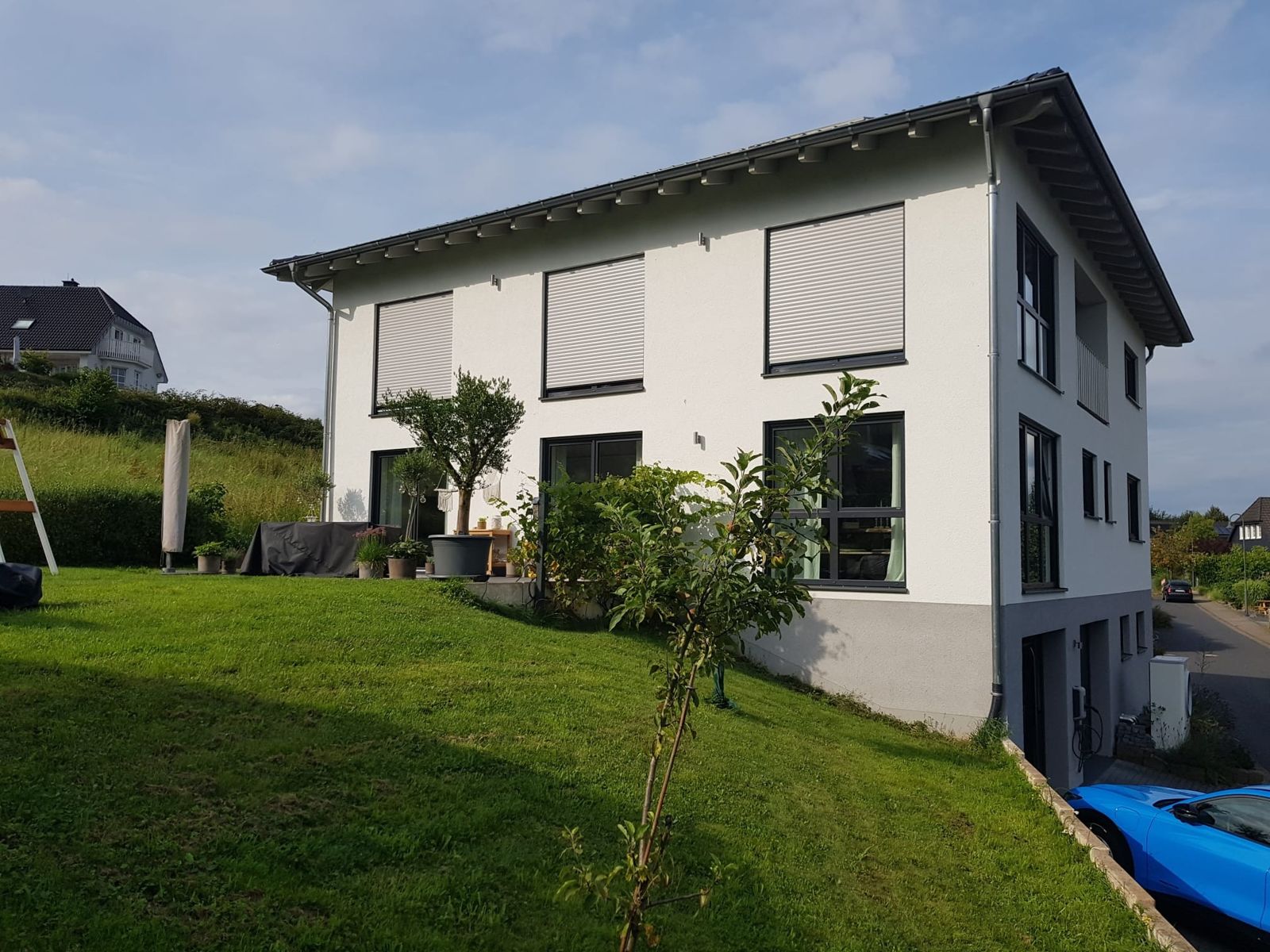 Immobilienangebot - Much / Reichenstein - Alle - Zweifamilienhaus mit moderner Ausstattung in familienfreundlicher Lage mit schöner Aussicht!