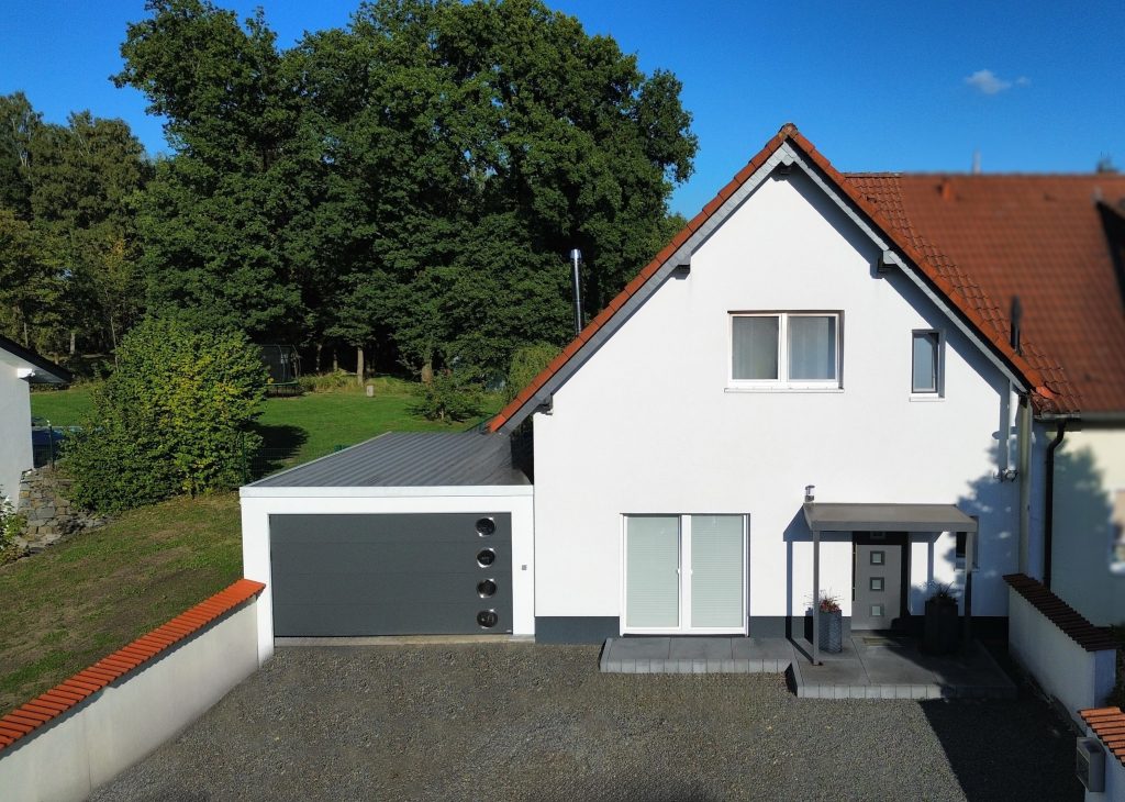 Immobilienangebot - Much - Haus - Modernisiertes Zuhause mit überdachter Terrasse und Doppelgarage