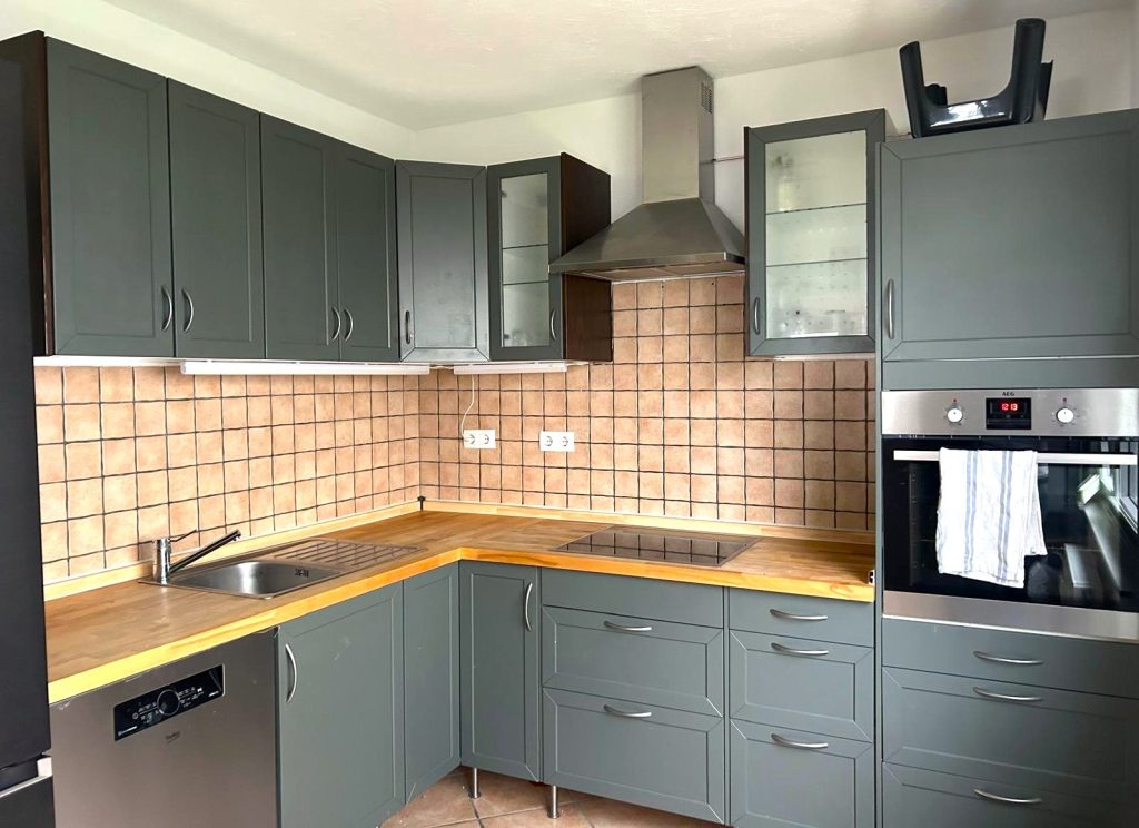 Immobilienangebot - Neunkirchen-Seelscheid - Wohnung - Attraktive Eigentumswohnung im Zentrum von Seelscheid mit Balkon, Garage und Stellplatz!