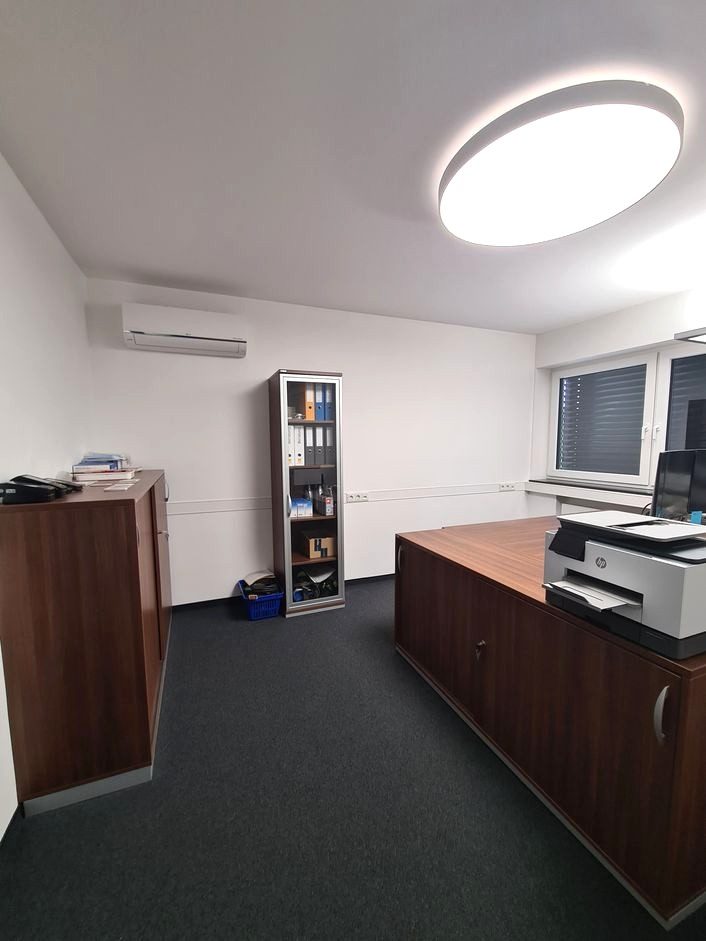 Immobilienangebot - Lohmar / Wahlscheid - Alle - Attraktive Gewerbeeinheit in Lohmar-Wahlscheid mit durchdachter Raumaufteilung!
