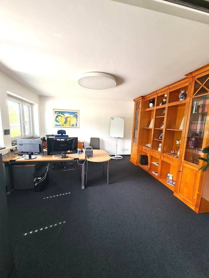 Immobilienangebot - Lohmar / Wahlscheid - Alle - Attraktive Gewerbeeinheit in Lohmar-Wahlscheid mit durchdachter Raumaufteilung!