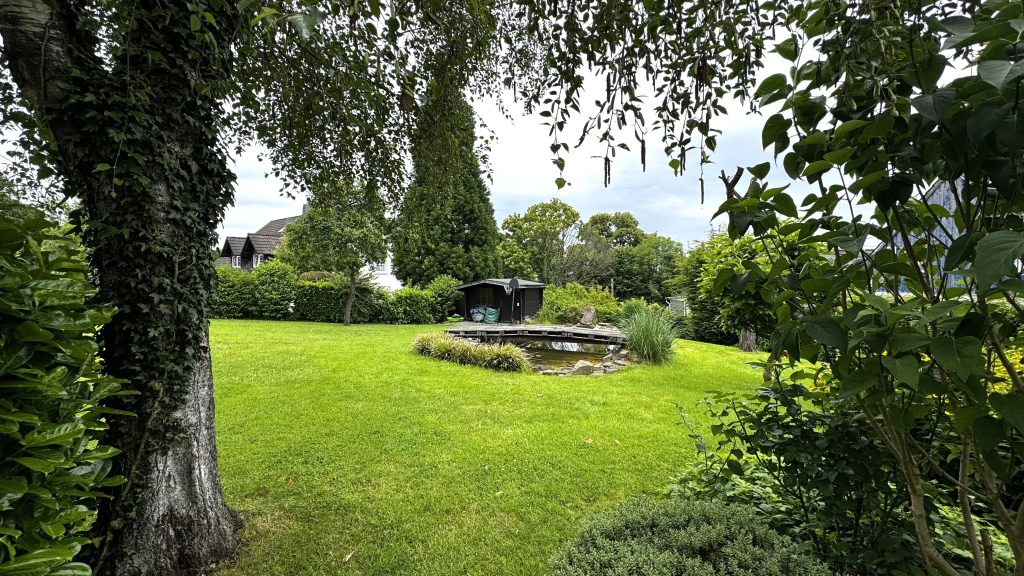 Immobilienangebot - Wiehl - Haus - Fachwerkhaus mit Ausbaureserve auf ca. 1.231 m² Grundstück in Wiehl-Drabenderhöhe