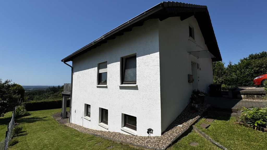 Immobilienangebot - Much - Haus - Fernblick inklusive – gepflegtes Einfamilienhaus mit Garten und zusätzlichem Grundstück