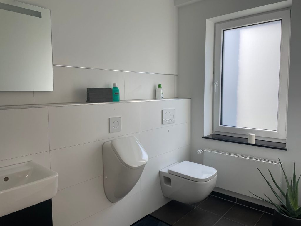 Immobilienangebot - Lohmar - Alle - Attraktive Gewerbeeinheit in Lohmar-Wahlscheid mit durchdachter Raumaufteilung!