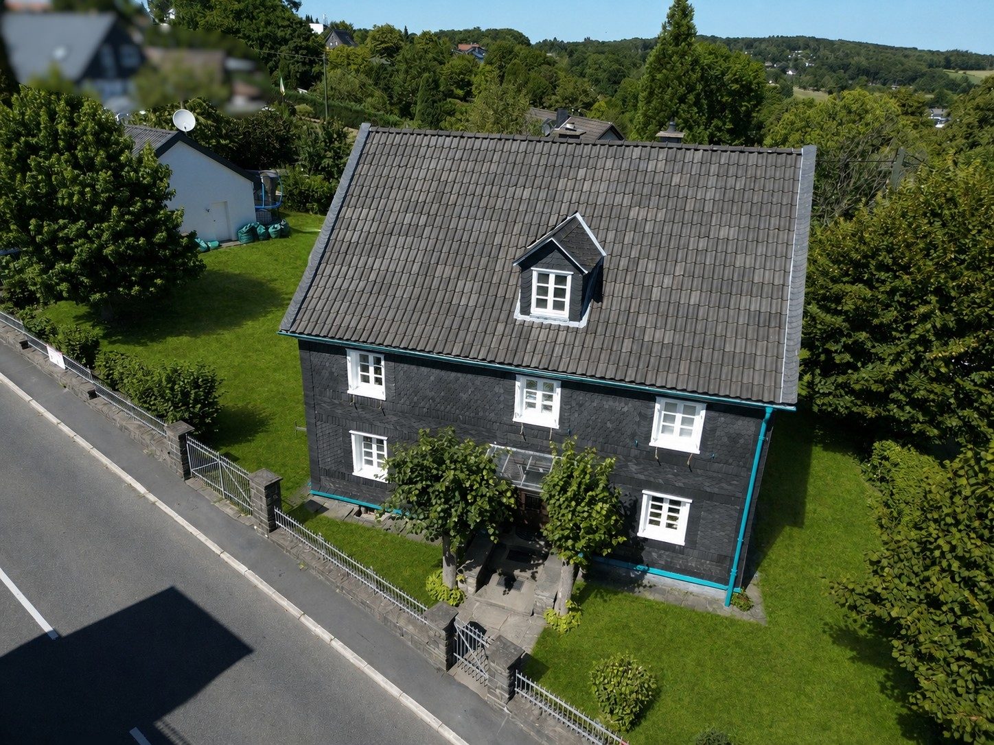 Immobilienangebot - Wiehl - Haus - Fachwerkhaus mit Ausbaureserve auf ca. 1.231 m² Grundstück in Wiehl-Drabenderhöhe
