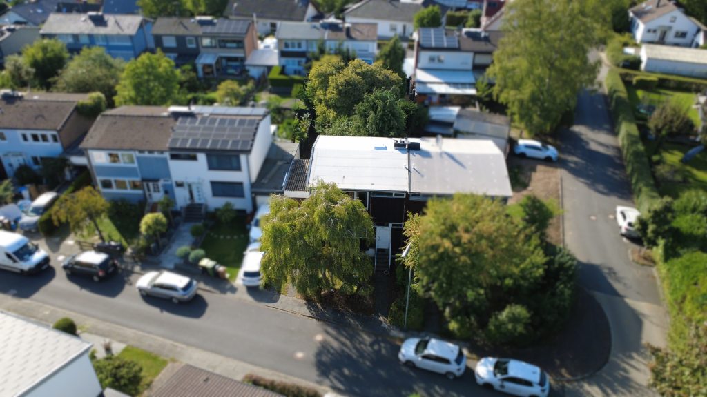 Immobilienangebot - Neunkirchen-Seelscheid - Haus - Aus Alt mach Neu - Doppelhaushälfte mit viel Gestaltungspotenzial für Handwerker
