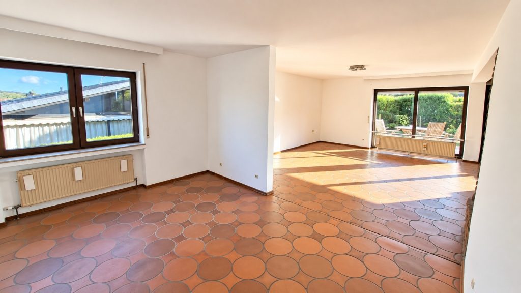 Immobilienangebot - Much - Haus - Viel Platz für die ganze Familie – großzügiges Einfamilienhaus mit Einliegerwohnung & Sauna