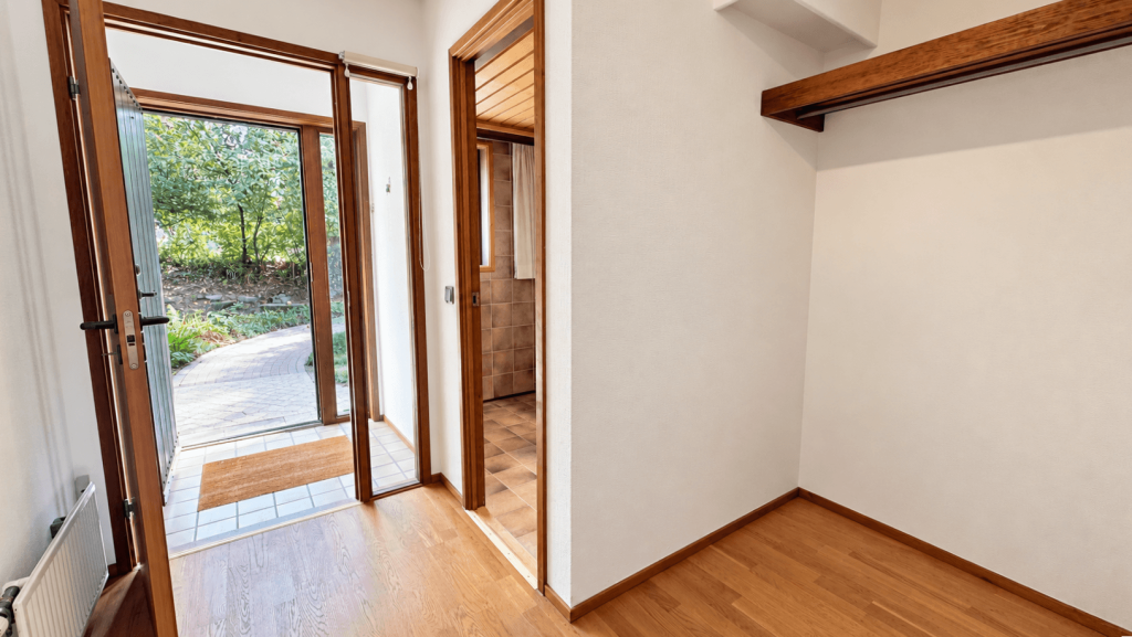 Immobilienangebot - Neunkirchen-Seelscheid - Haus - Großzügiges Familienhaus mit Kamin, traumhaftem Garten und guter Anbindung