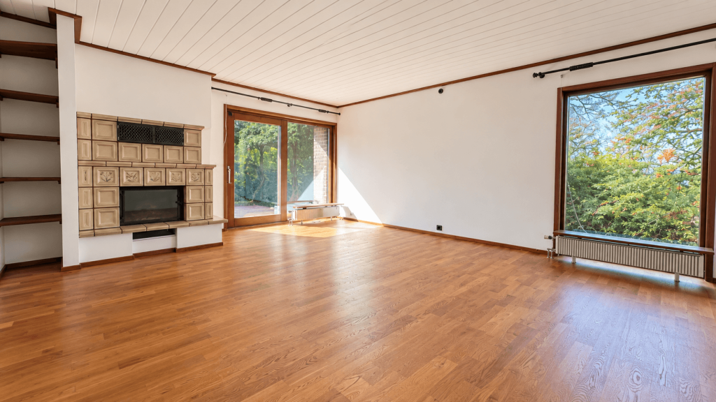 Immobilienangebot - Neunkirchen-Seelscheid - Haus - Großzügiges Familienhaus mit Kamin, traumhaftem Garten und guter Anbindung