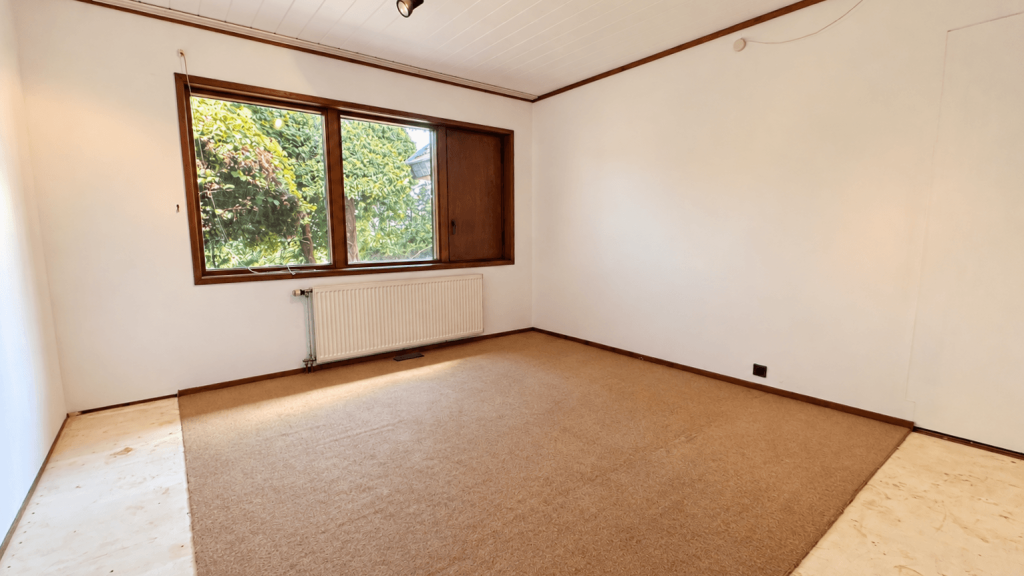 Immobilienangebot - Neunkirchen-Seelscheid - Haus - Großzügiges Familienhaus mit Kamin, traumhaftem Garten und guter Anbindung