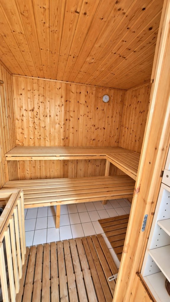 Immobilienangebot - Much - Haus - Viel Platz für die ganze Familie – großzügiges Einfamilienhaus mit Einliegerwohnung & Sauna