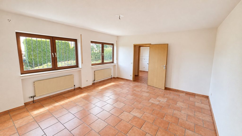 Immobilienangebot - Much - Haus - Viel Platz für die ganze Familie – großzügiges Einfamilienhaus mit Einliegerwohnung & Sauna
